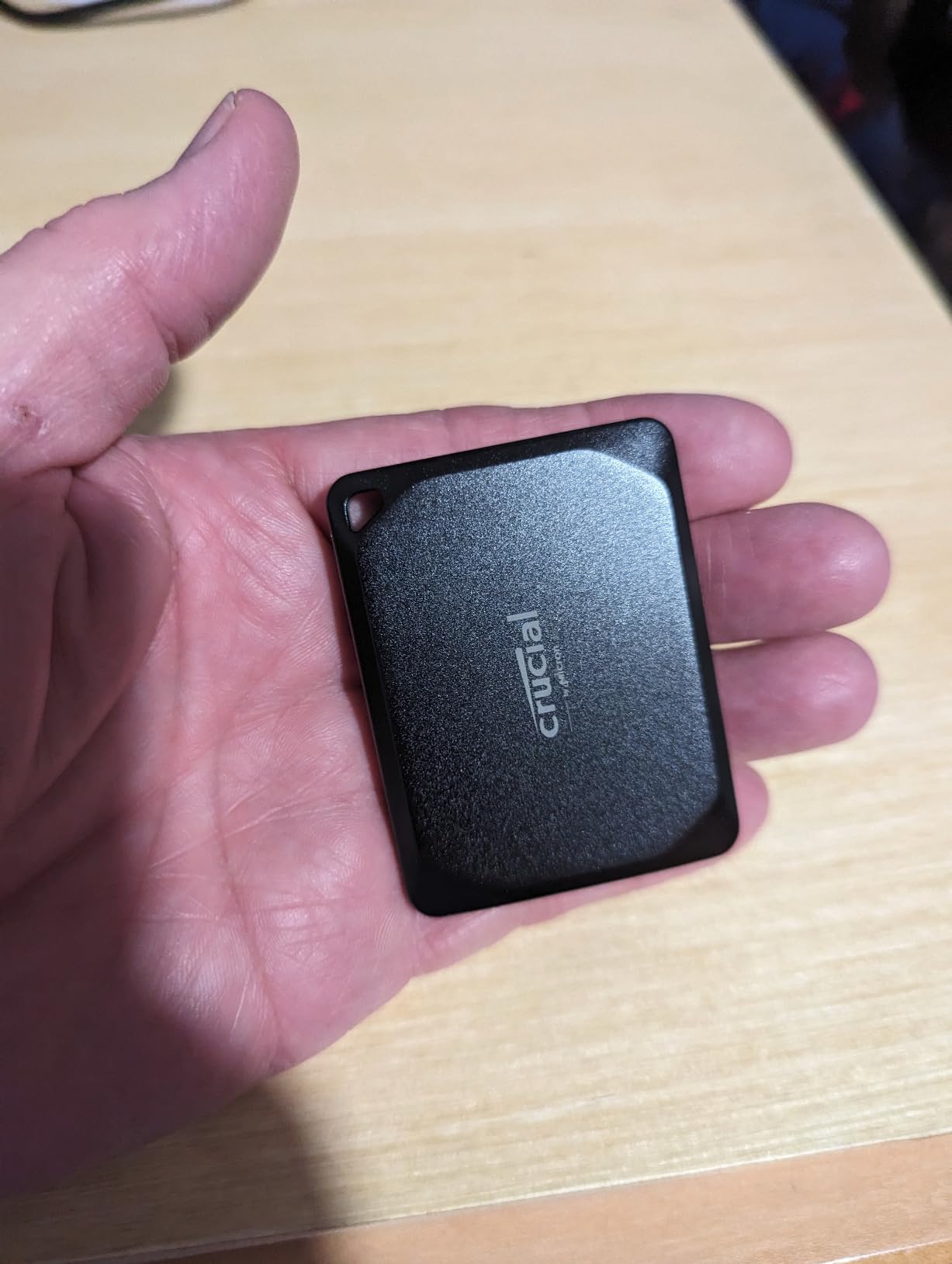 Crucial X10 Pro 1TB Portable SSD, Up to 2100MB/s Read, 2000MB/s Write, 3.2 USB-C, External Solid State Drive, Durable Storage for PC & Mac, for Professional Creators, Black - CT1000X10PROSSD902 customer photo 2