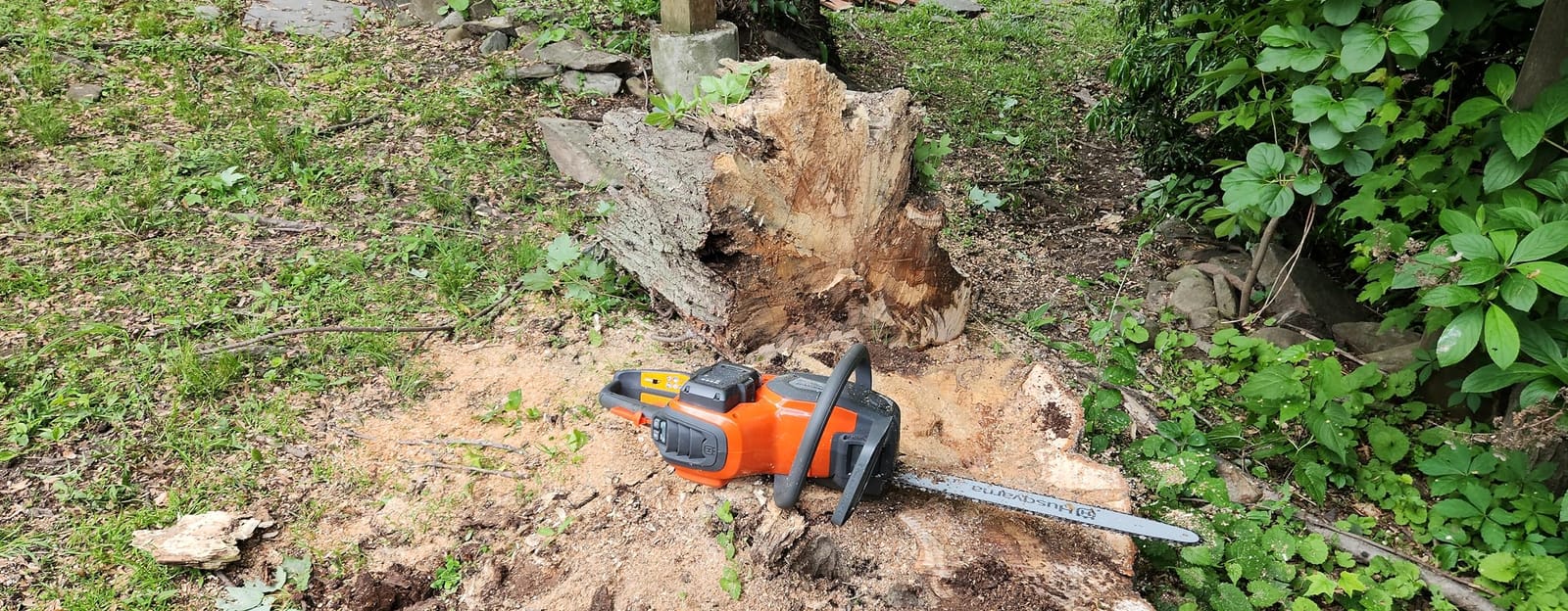 Husqvarna Power Axe 350i Chainsaw, 18 Inch, with Battery and Charger customer photo 2