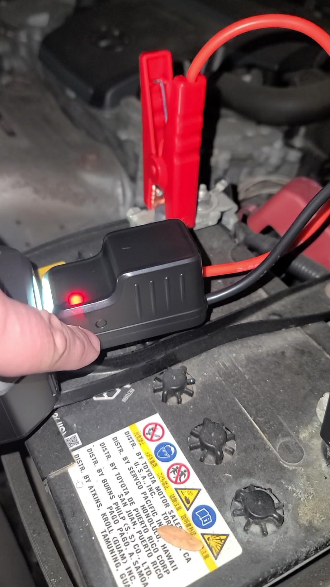 YaberAuto 9-in-1 6000A 150PSI Jump Starter with Air Compressor 80Wh 160W DC customer photo 2