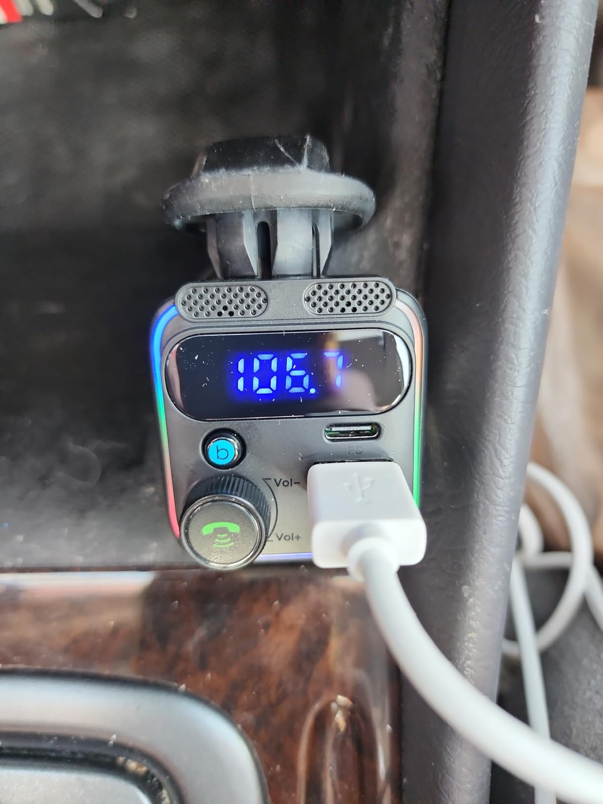 JOYROOM 81W Bluetooth 6.0 Car Adapter Wireless FM Radio Transmitter customer photo 2