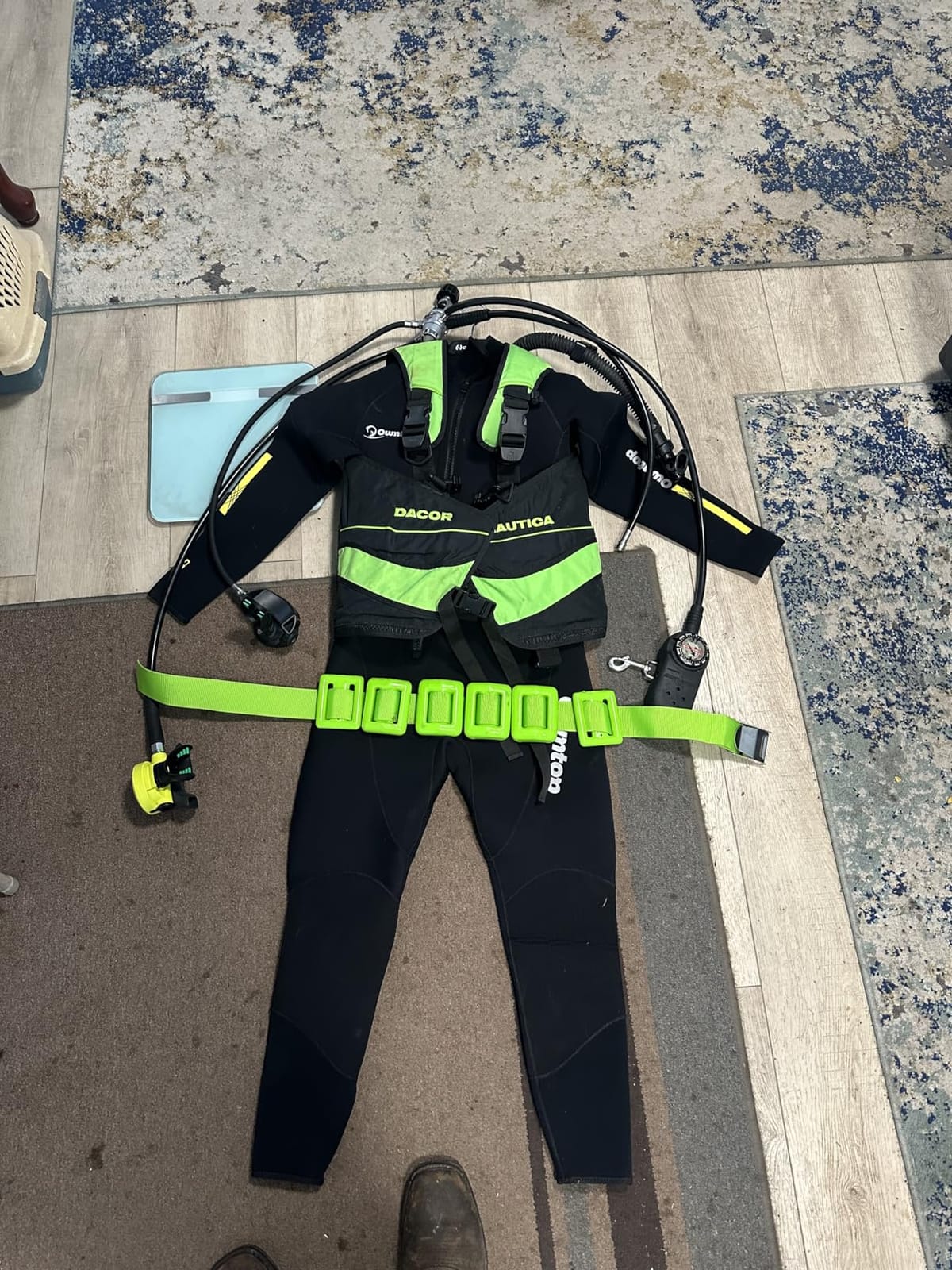 Owntop 5mm Wetsuit for Men Women, High Stretch Warmth Neoprene Suit customer photo 2
