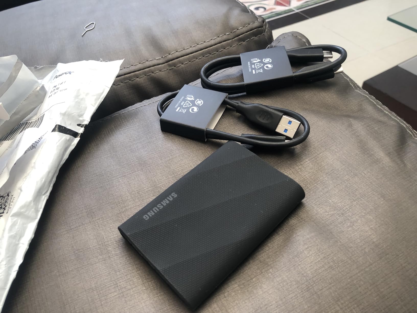 Samsung T9 Portable SSD 2TB, USB 3.2 Gen 2x2 External SSD, Up to 2,000 MB/s customer photo 2
