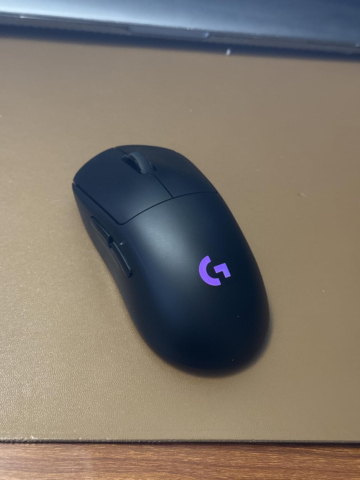 Logitech G PRO 2 Lightspeed Ambidextrous Wireless Gaming Mouse - Black customer photo 1