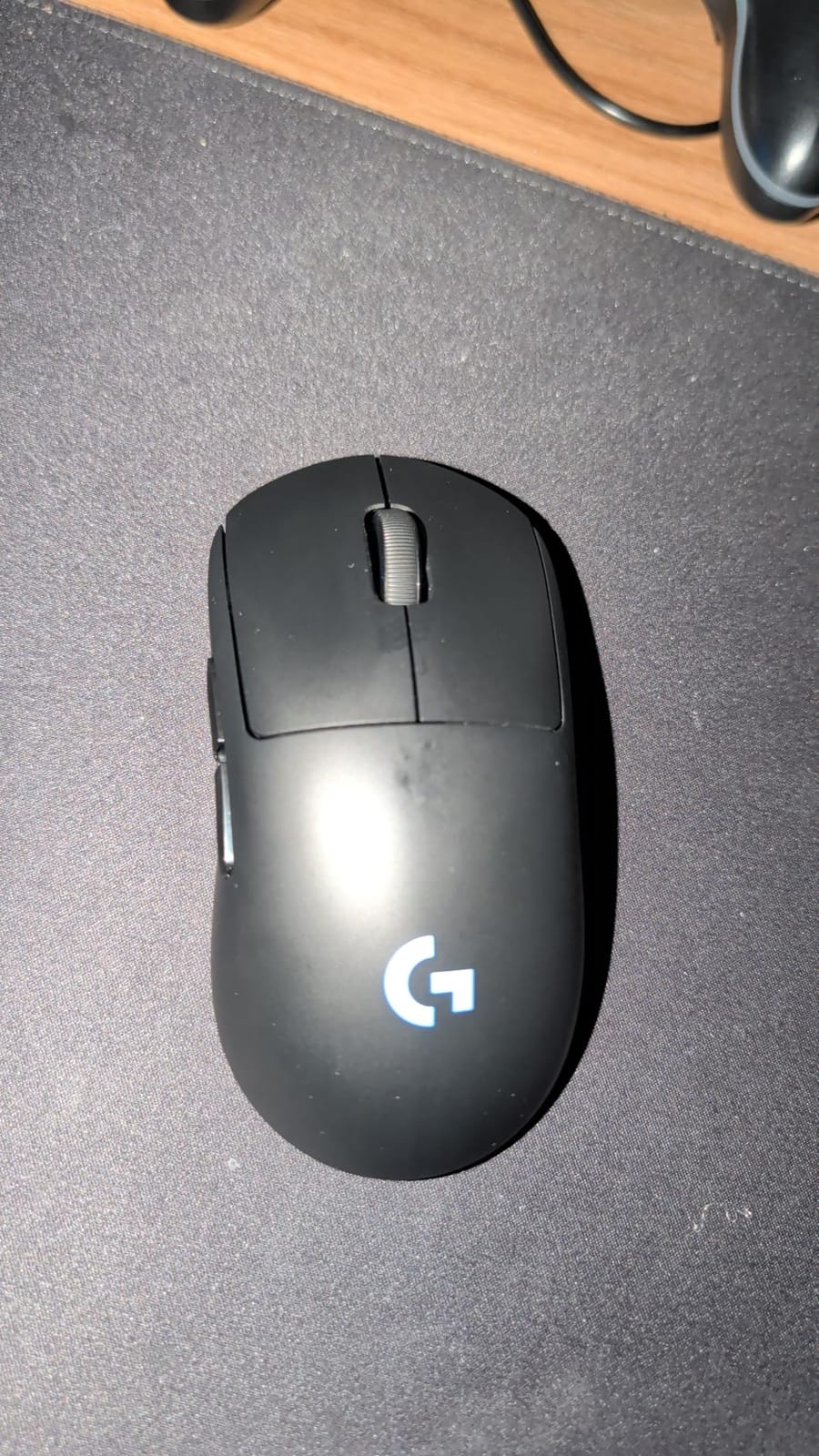 Logitech G PRO 2 Lightspeed Ambidextrous Wireless Gaming Mouse - Black customer photo 2
