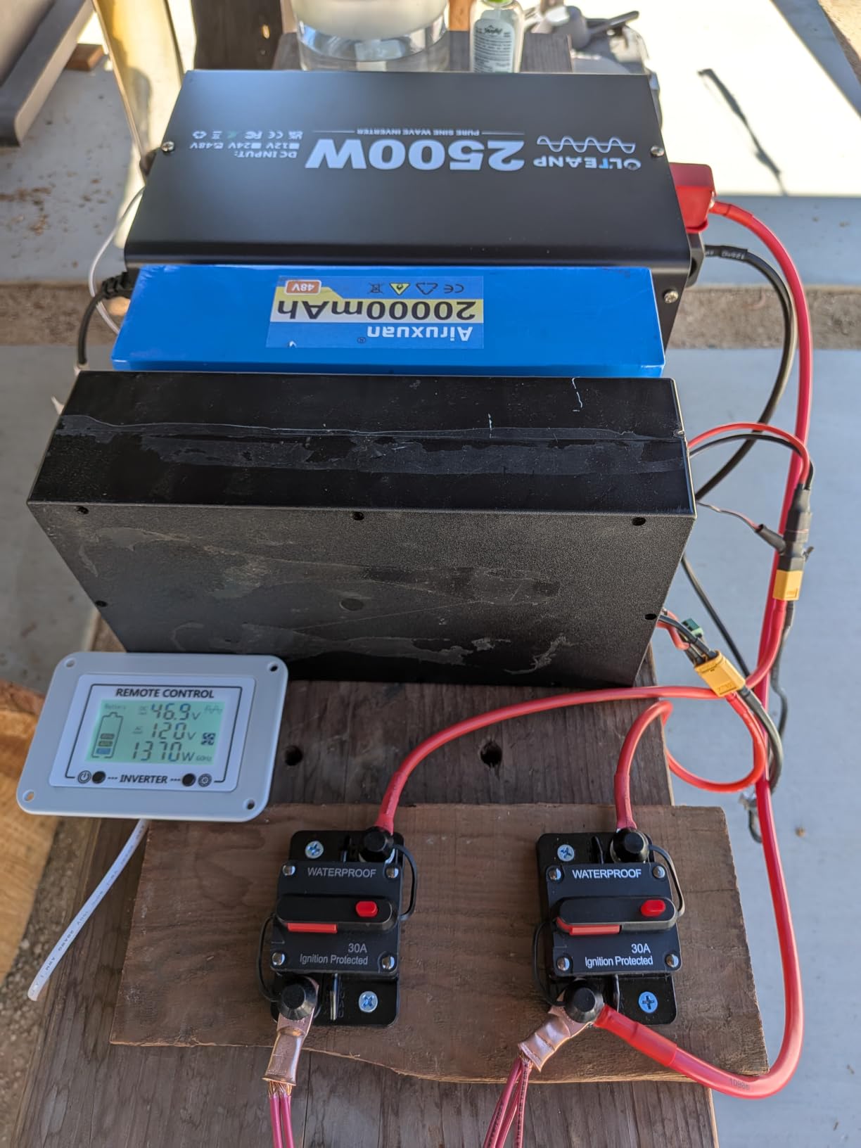 3000W Pure Sine Wave Inverter 12V DC to 120V AC with LCD Remote for RV, Van customer photo 2