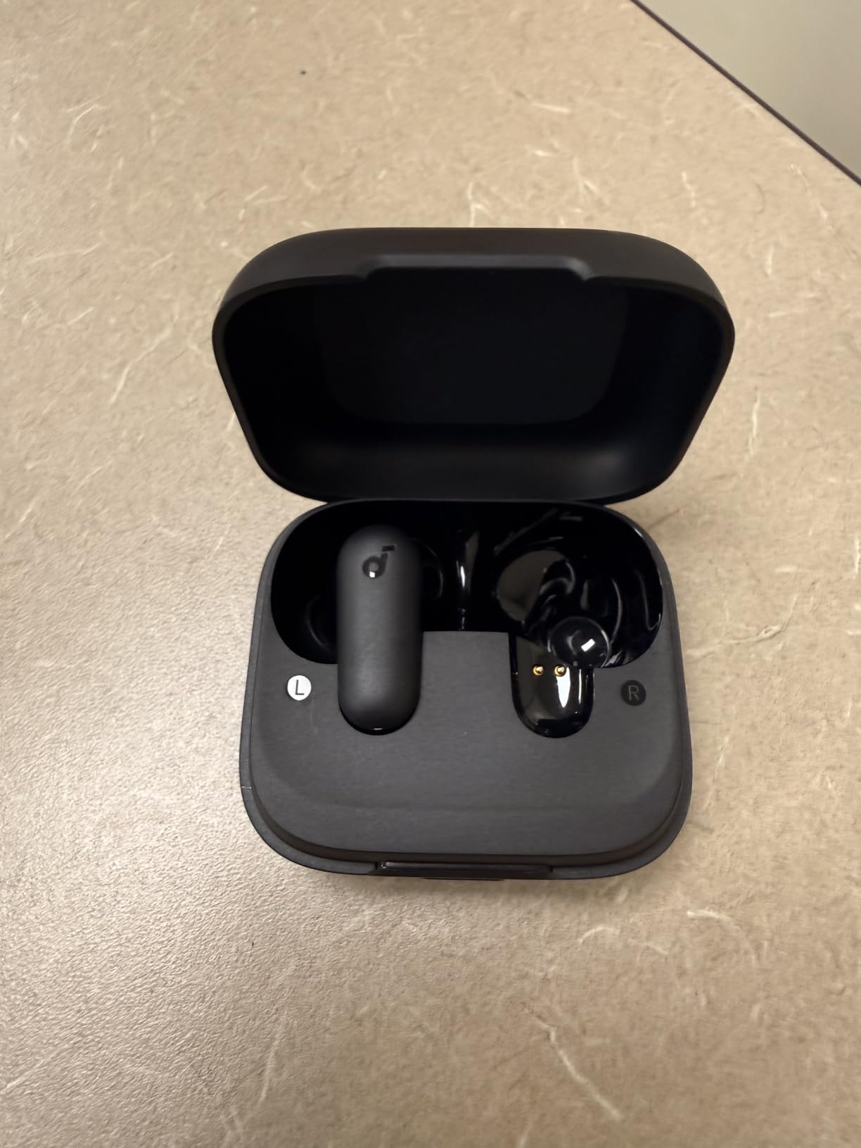 Soundcore P30i by Anker Noise Cancelling Earbuds, Hands-Free Viewing customer photo 2