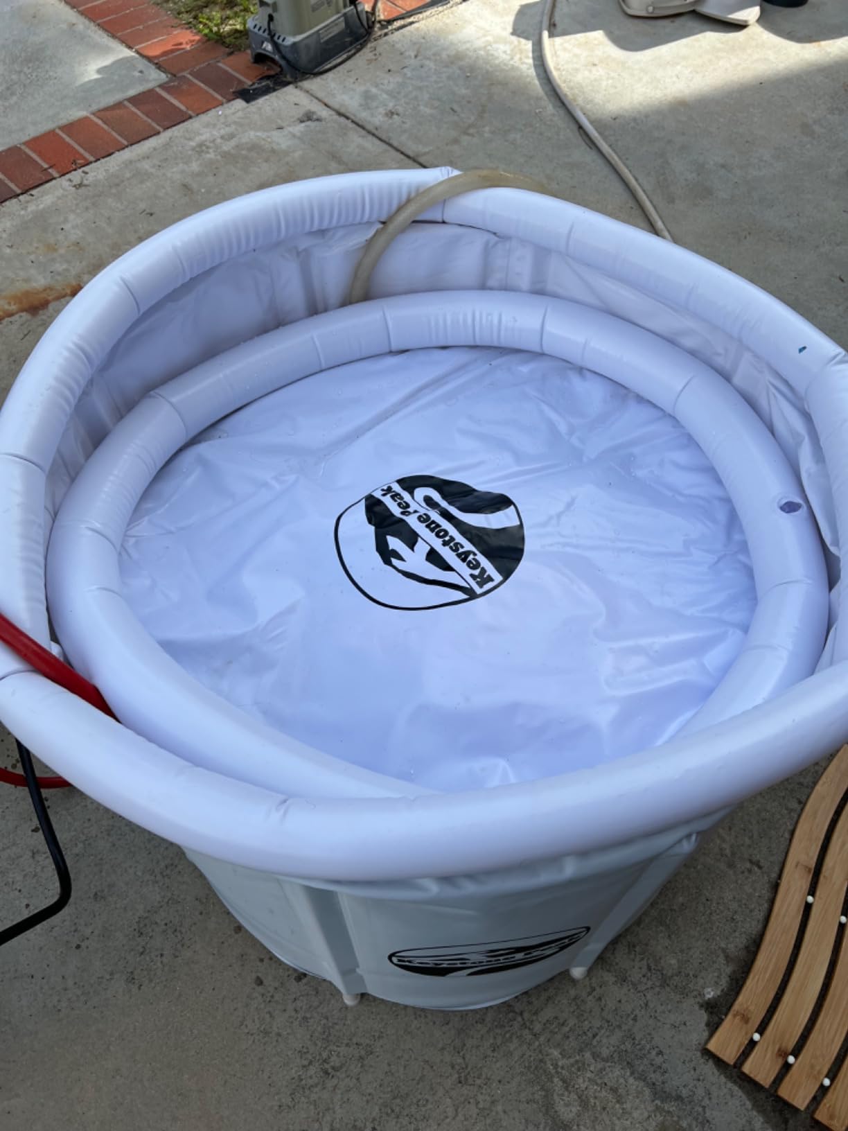 Cold Plunge Tub – Portable Ice Bath Tub for Athletes & Adults – Inflatable Bathtub for Cold Water Therapy, Sports Recovery & Wellness – Outdoor & Indoor Use – 5-Year Assurance customer photo 2
