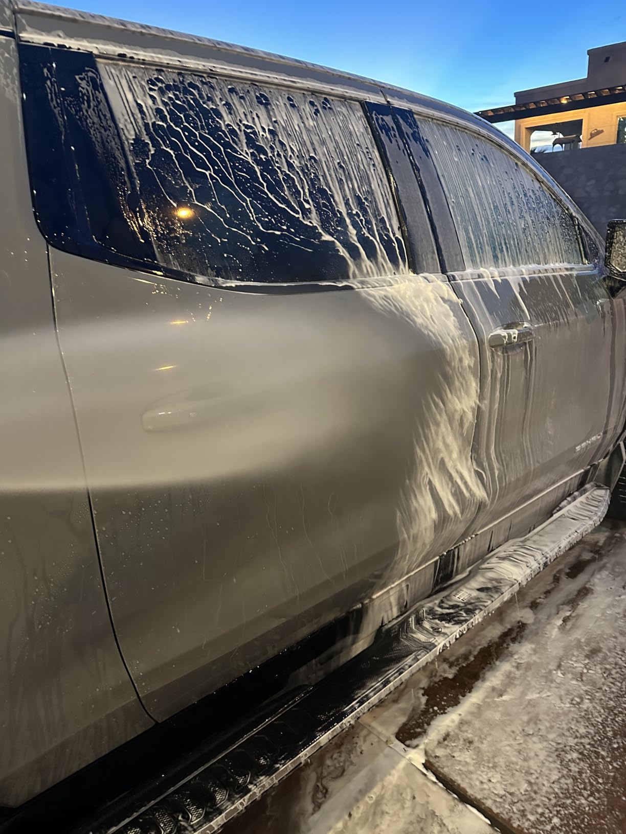Sooprinse Foam Cannon Kit with Pressure Washer Short Gun, 1 L Snow Foam Lance with 1/4 Inch Quick Connector, Foam Blaster with Pressure Washer Gun,4000 PSI, Black customer photo 1