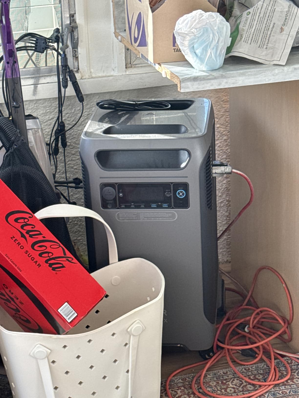 Anker SOLIX F3800 Portable Power Station and Double Power Hub, 7,680Wh customer photo 2