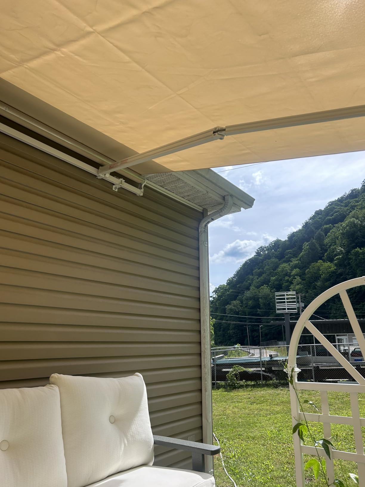 Yardenaler 12x10 FT Manual Retractable Patio Awning, Outdoor Window Sun Shade Shelter with Crank Handle & Canopy for Deck, Garden, Backyard, Balcony, Beige customer photo 1