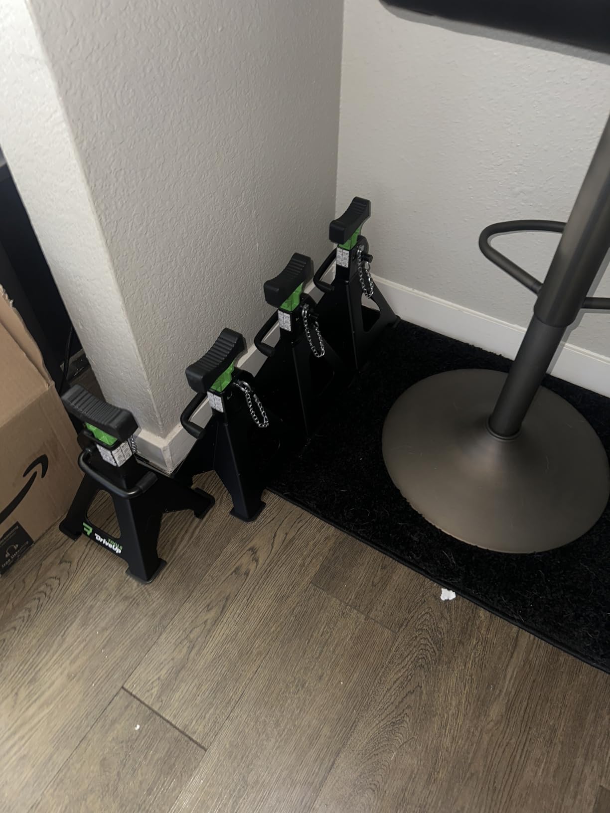 Jack Stands 3 Ton (6,600 lb) Heavy Duty Steel, Double Locking, Set of 2, Adjustable Height 11.03-16.7 Inch, Green Car Jack Stands for Cars SUV Trucks Vans customer photo 1