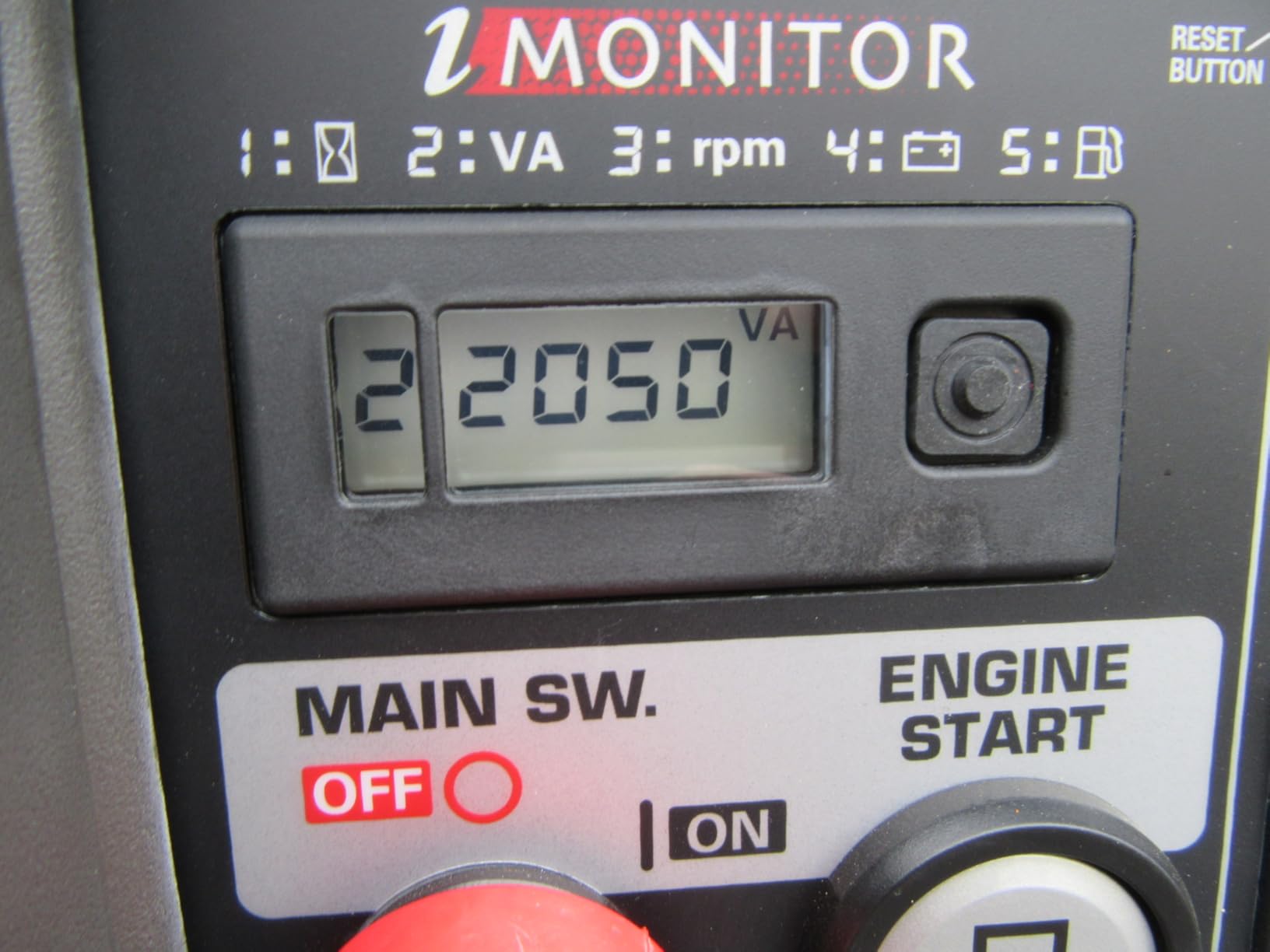Honda EU7000iS 7000 120/240V Watt Inverter Generator (EU7000ISNAT1X) customer photo 1