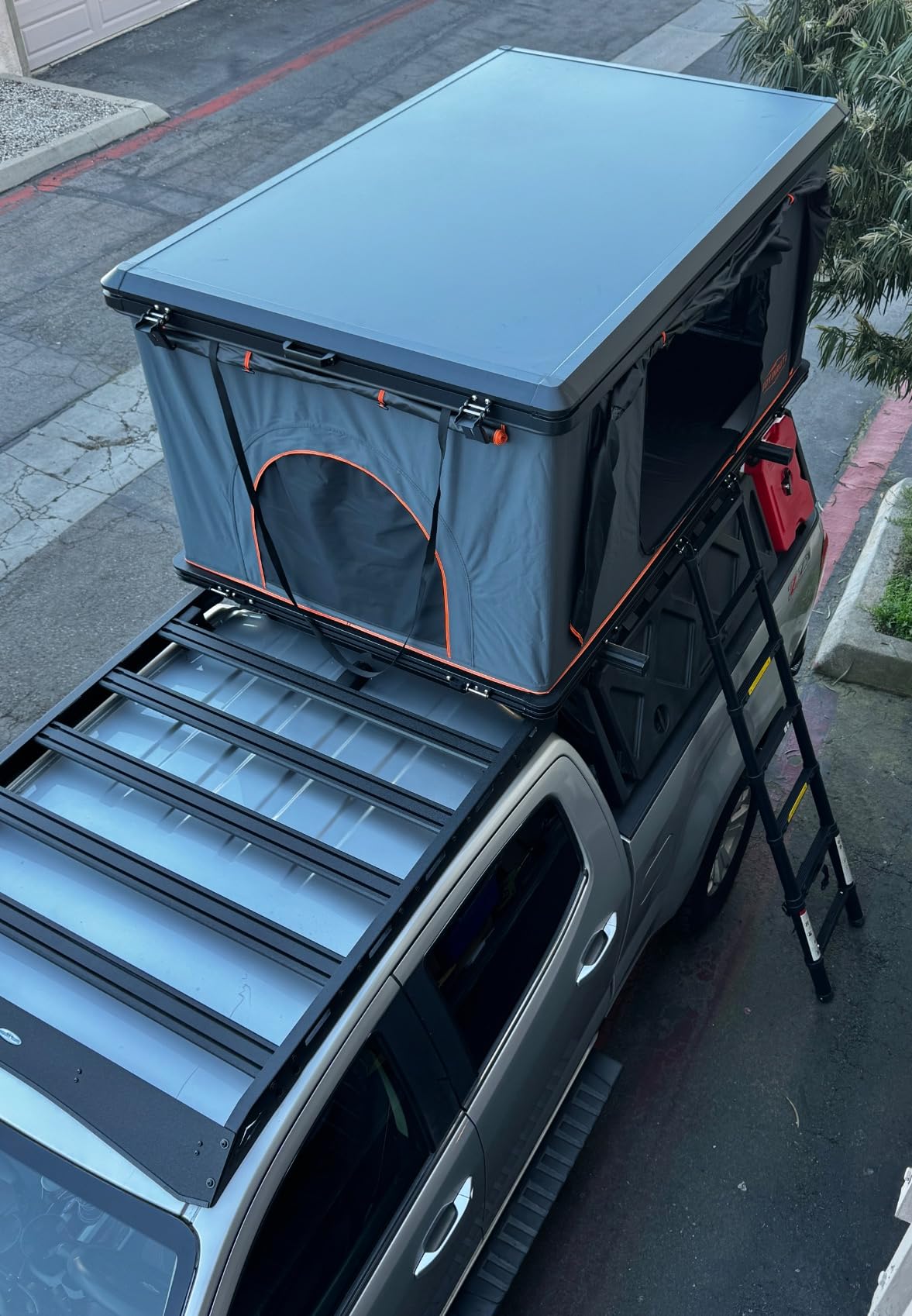 Rooftop Tent Hard Shell with Winter Insulation for 4-Season Camping customer photo 1