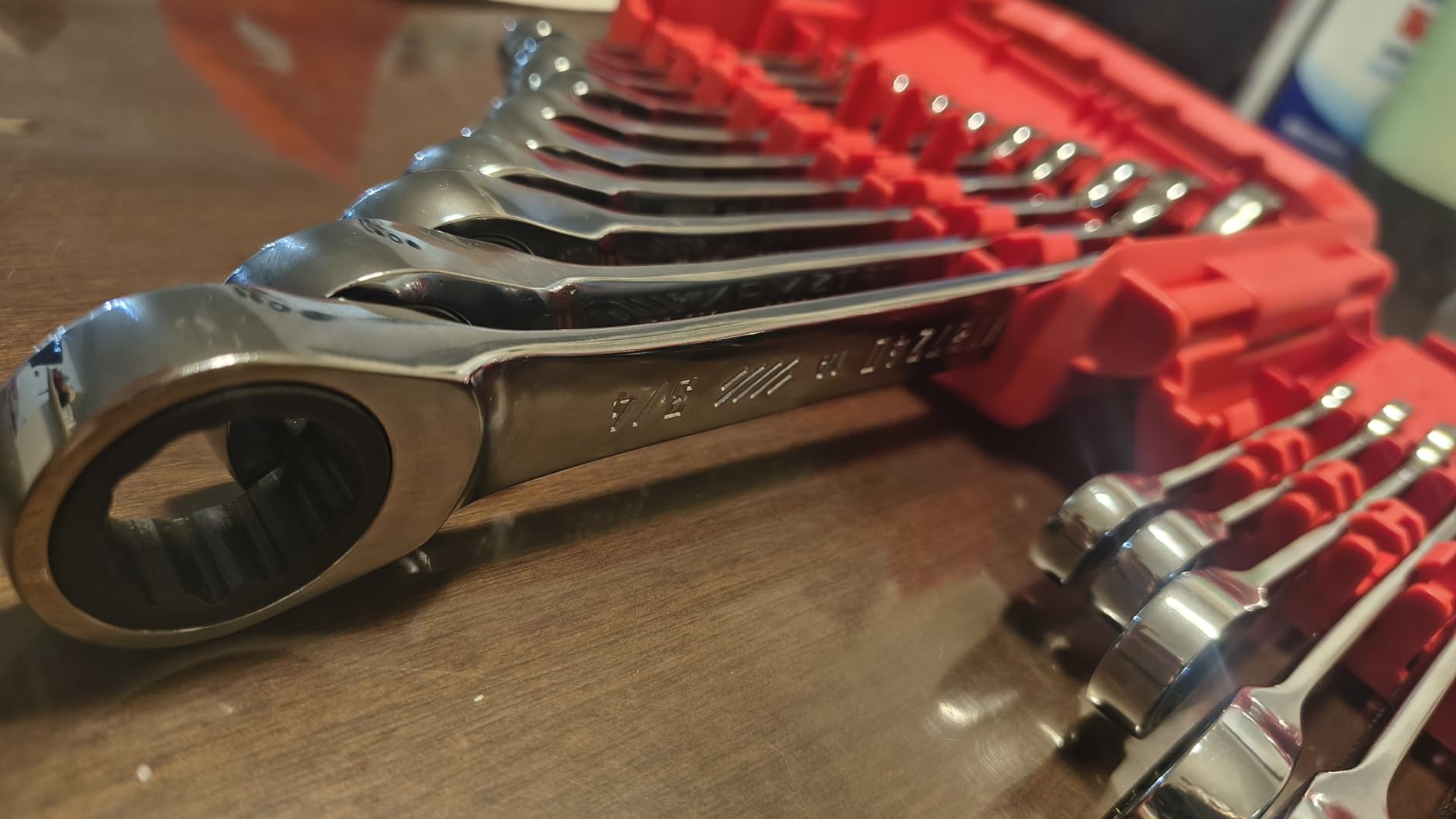 CRAFTSMAN Ratchet Wrenches Set, 20 Pc, 90 Tooth SAE/Metric Ratcheting Wrench Set with Case, 4 Degree Arc Swing (CMMT87220) customer photo 1
