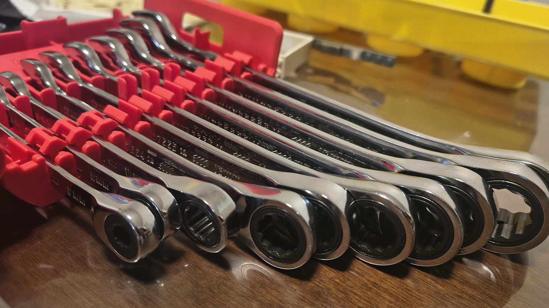 CRAFTSMAN Ratchet Wrenches Set, 20 Pc, 90 Tooth SAE/Metric Ratcheting Wrench Set with Case, 4 Degree Arc Swing (CMMT87220) customer photo 2