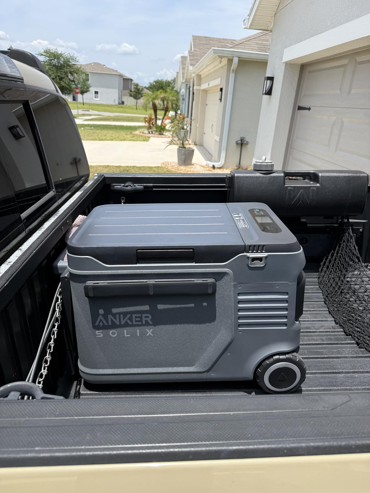 Anker SOLIX EverFrost 2 40 L Electric Cooler, 288Wh Battery, Outdoor customer photo 2