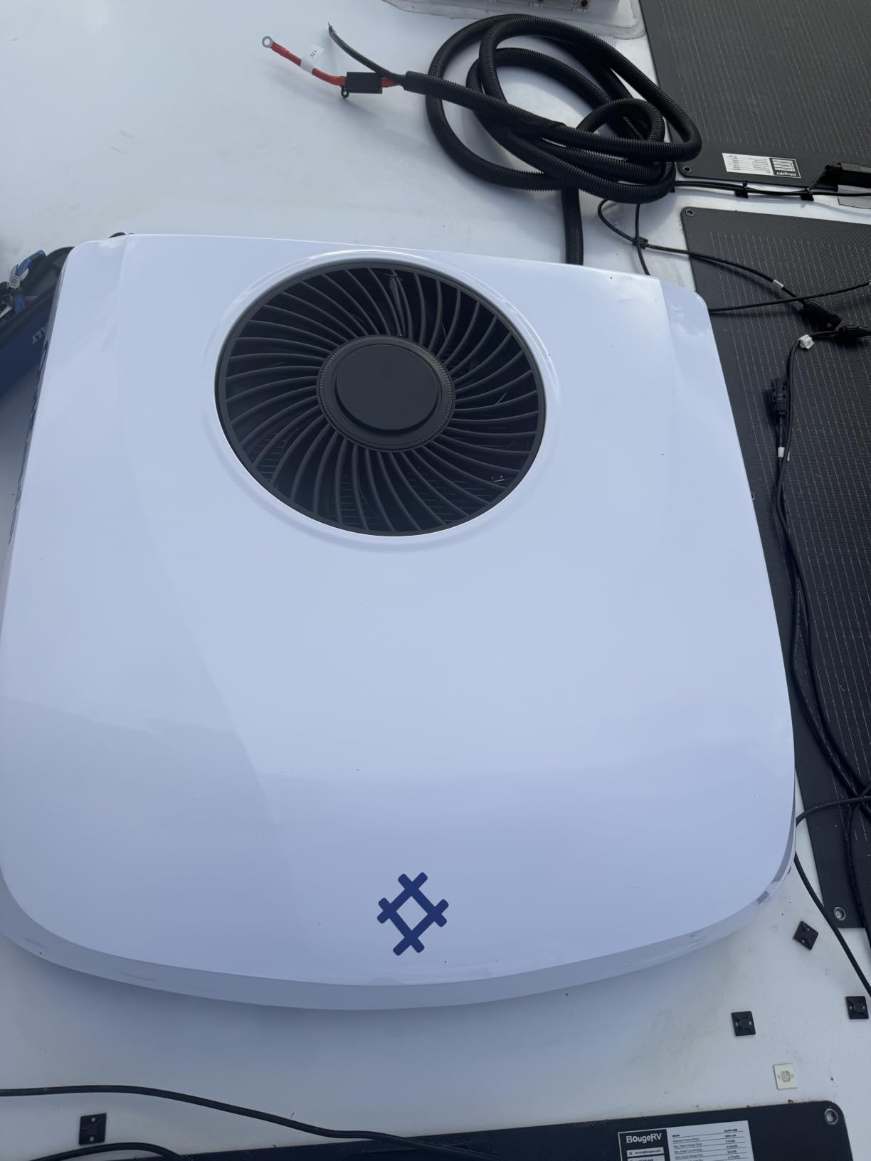 RV Air Conditioner, 12V 10000 BTU Rooftop Air Conditioner for RVs, Trucks, Vans, Campers, Tractor, Low Profile Quiet AC Unit(w/heater) customer photo 2