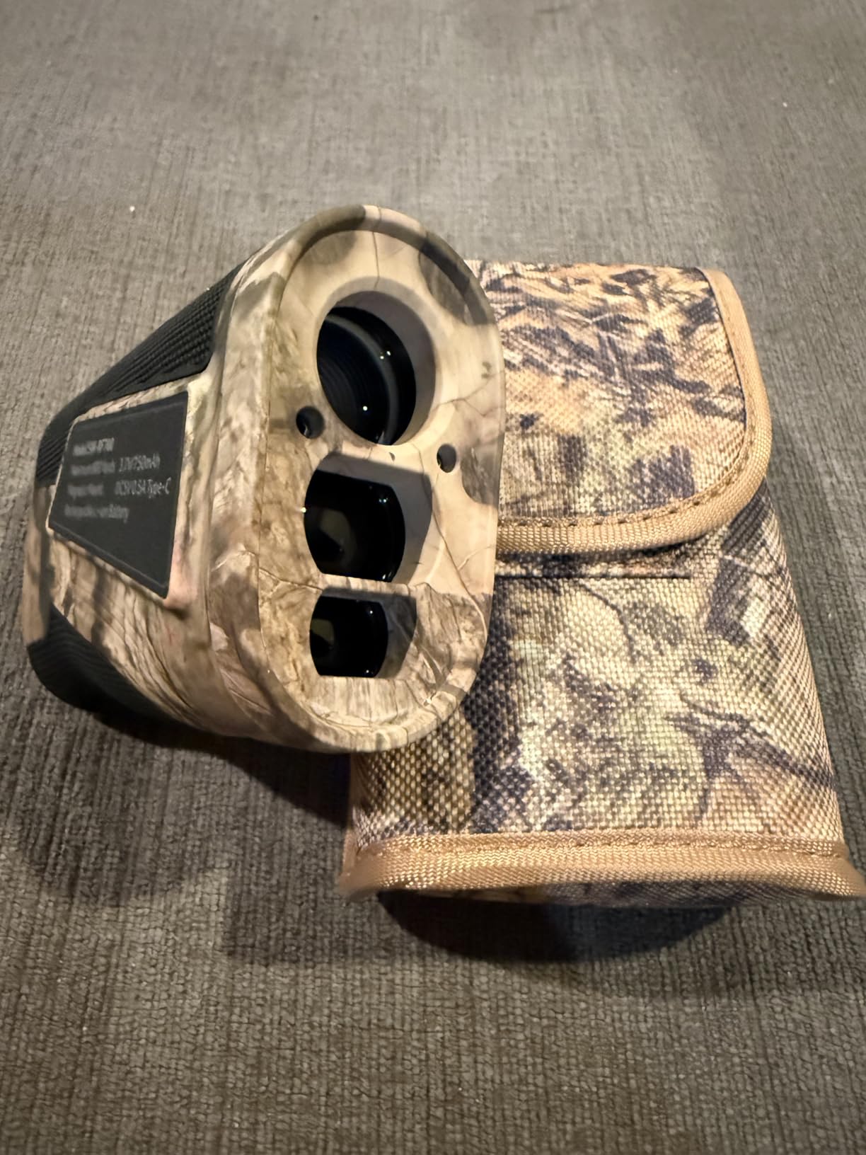 Acer Hunting Range Finder with Slope, 800 Yards Range Finder for Hunting, 6X Magnification, Waterproof Archery Rangefinder for Deer, Rechargeable Battery with Magnet Stripe customer photo 1