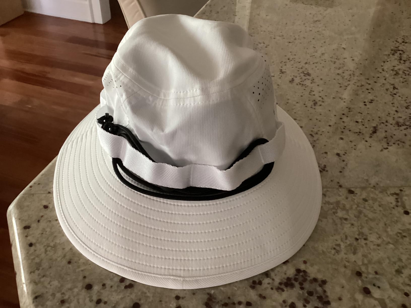 adidas Men's Victory Bucket Hat Boonie customer photo 1