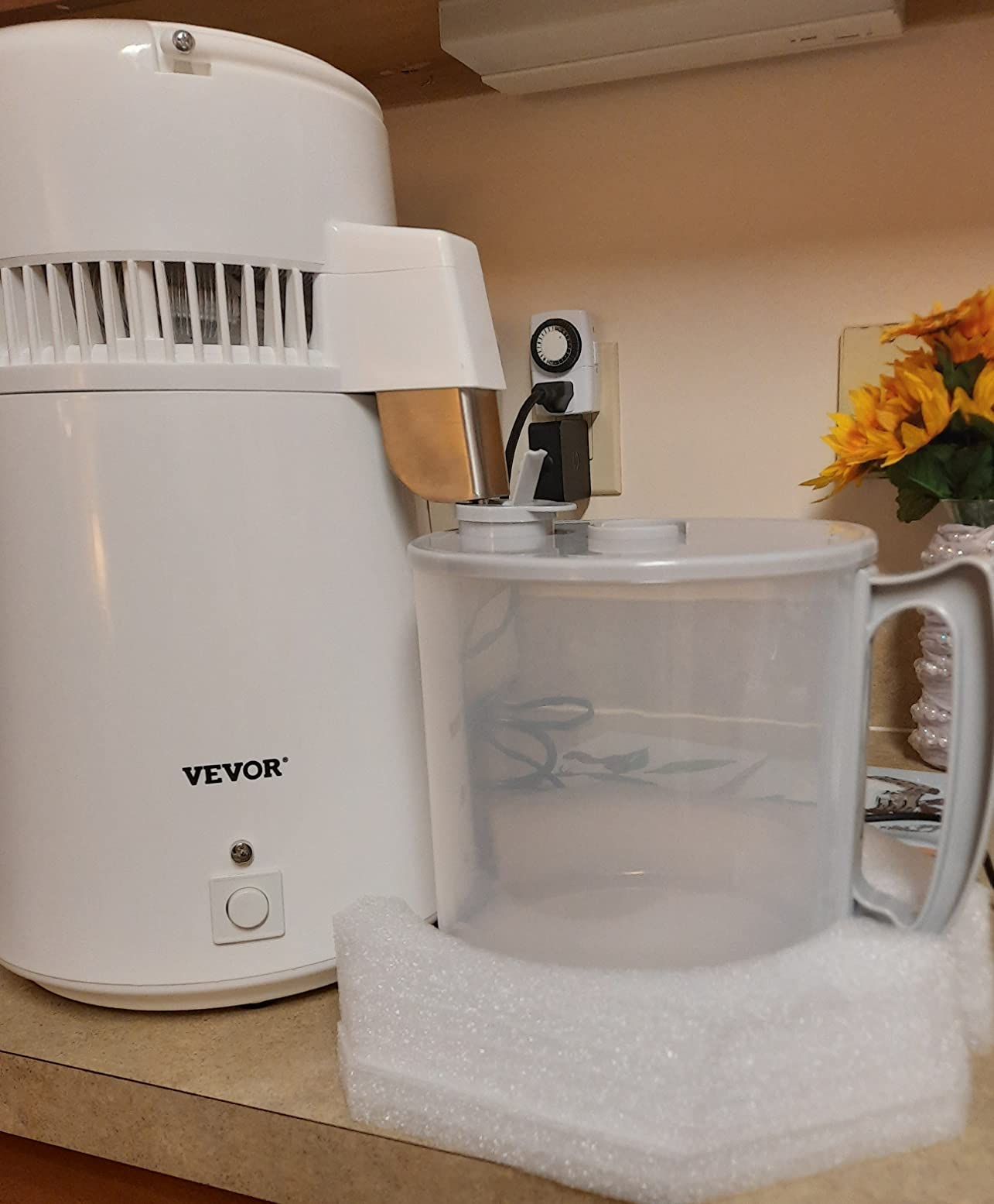 VEVOR 1750W Water Distiller, 0.4Gal/H Distilled Water Maker with Glass Carafe, 4L/1.1Gal Countertop Distiller Machine, 0-99H Time Temp Dual Display, Anti-Dry Design 304 Stainless Steel Still, Grey customer photo 2