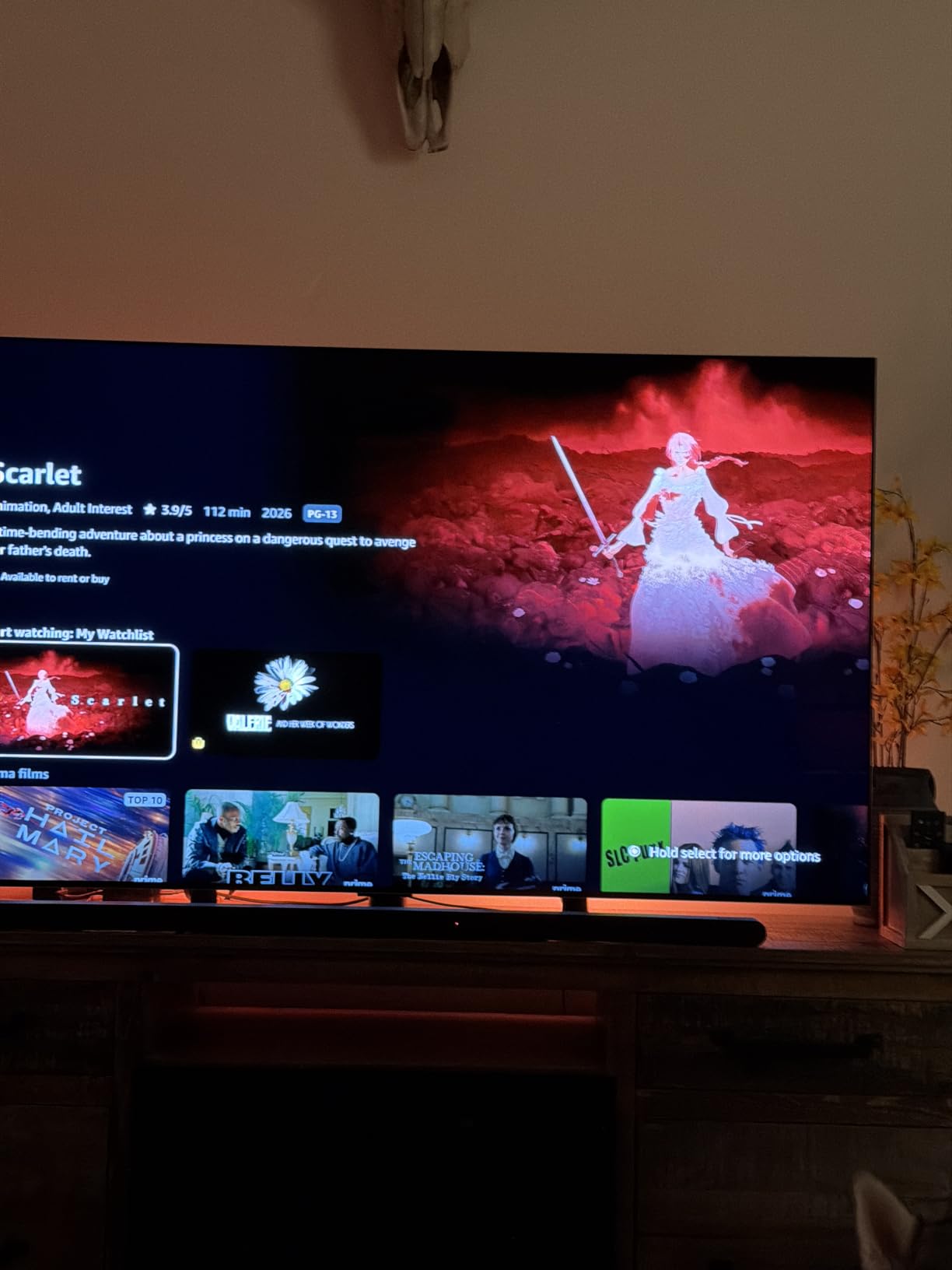Philips Hue Essential Smart LED A19 Bulb, 4-Pack customer photo 2