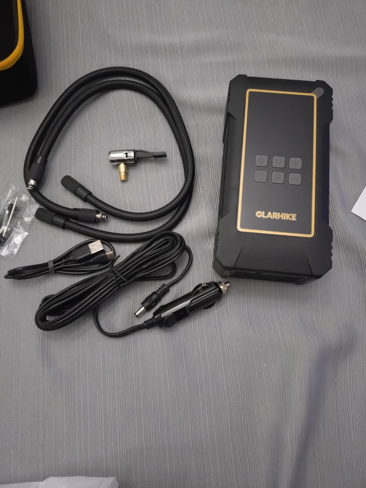 OlarHike 12000mAh Heavy Duty Tire Inflator Portable Air Compressor customer photo 2