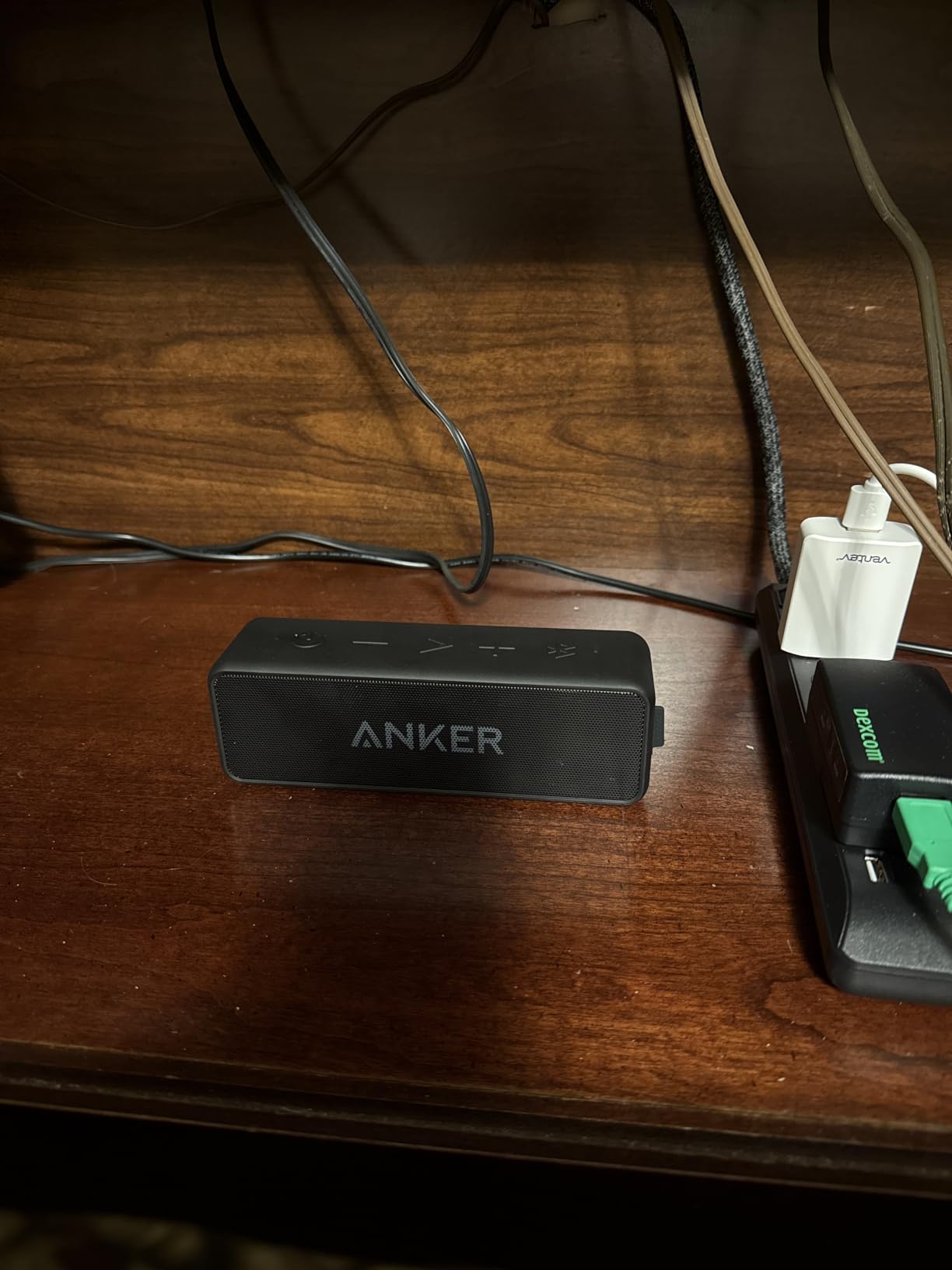 Anker soundcore 2 Portable Bluetooth Speaker, 24-Hour Playtime, IPX7 customer photo 1