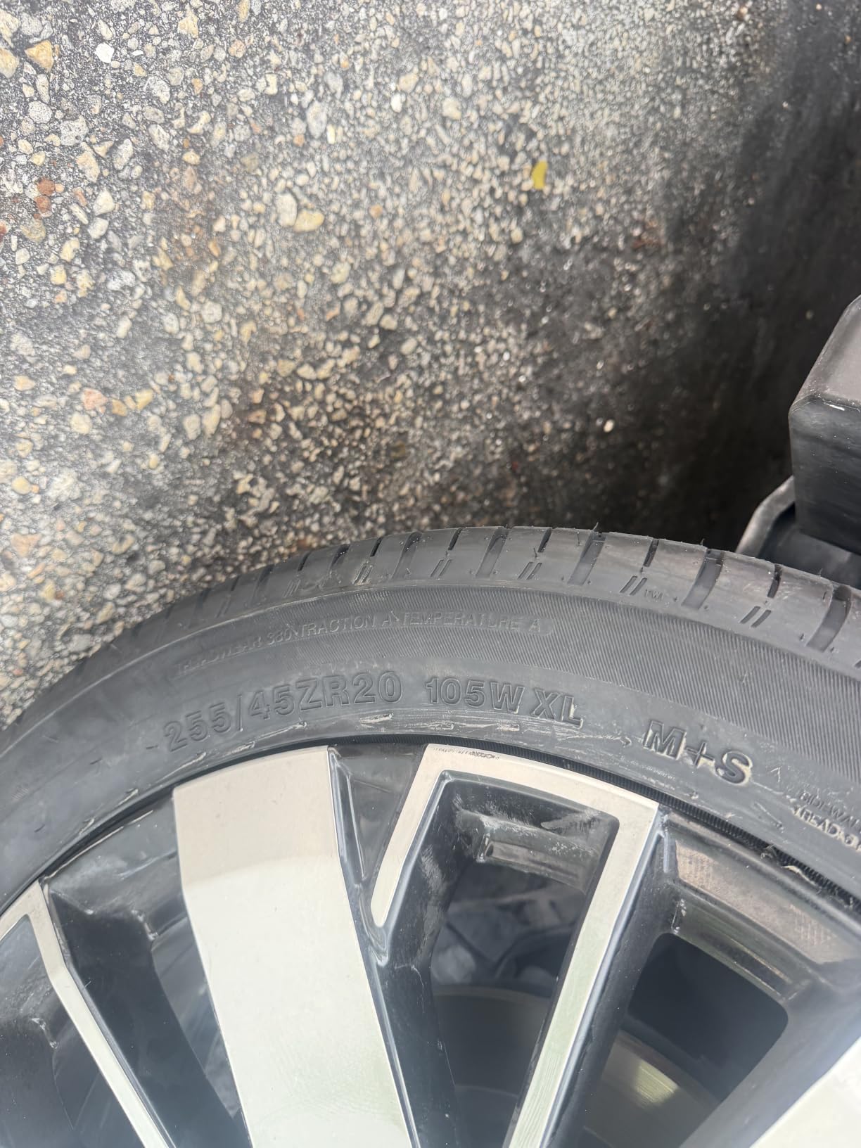 Fullway HP108 265/65R18 114H All Season SL Performance 18 inch Tire customer photo 2