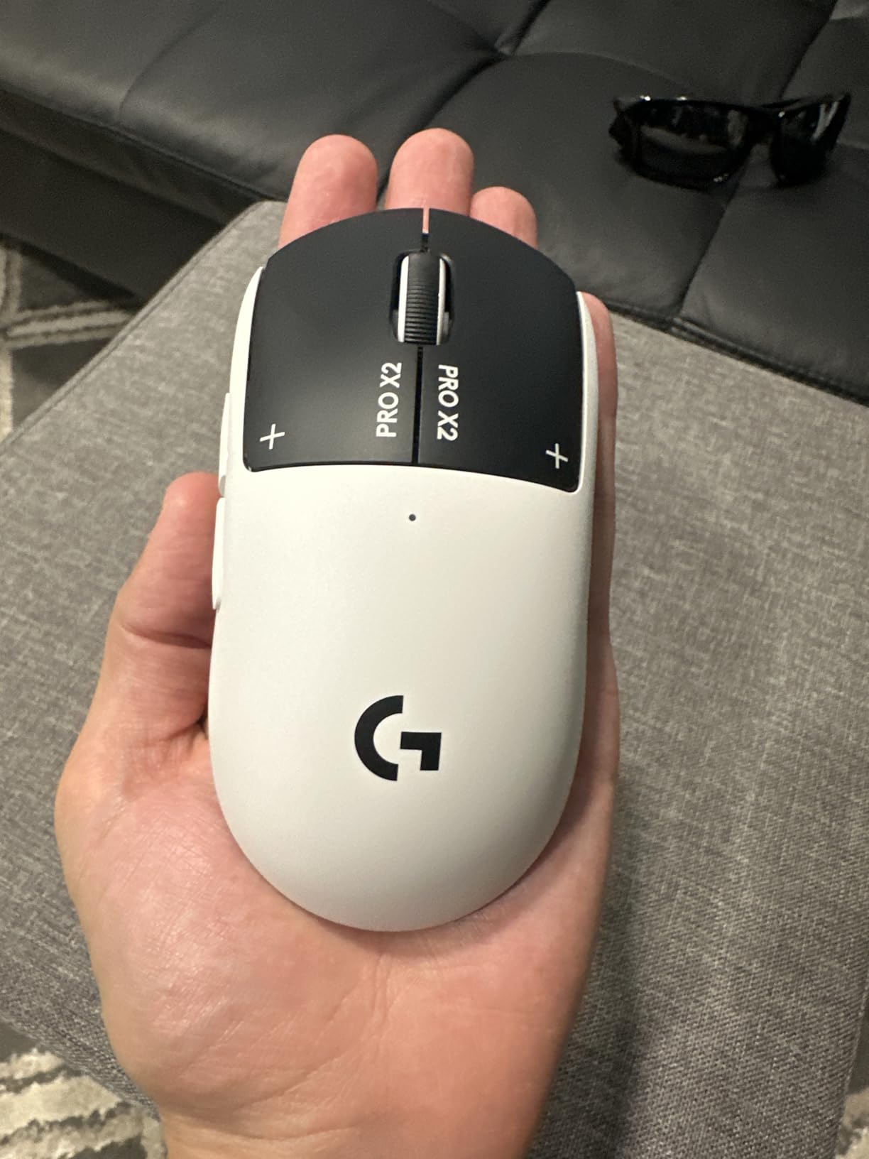 Logitech G PRO X2 SUPERSTRIKE Wireless Gaming Mouse - Black/White customer photo 1