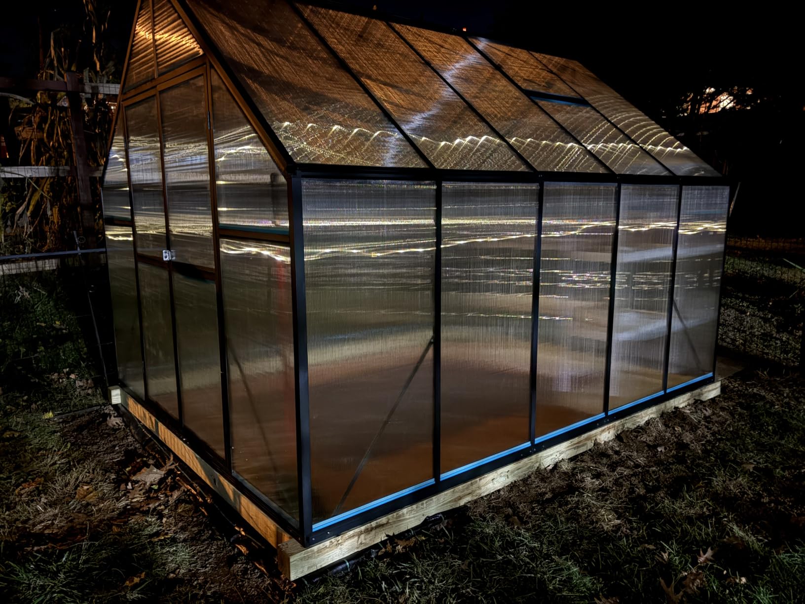 Jocisland 8x10 FT Walk-in Polycarbonate Greenhouse with 2 Top Windows customer photo 1