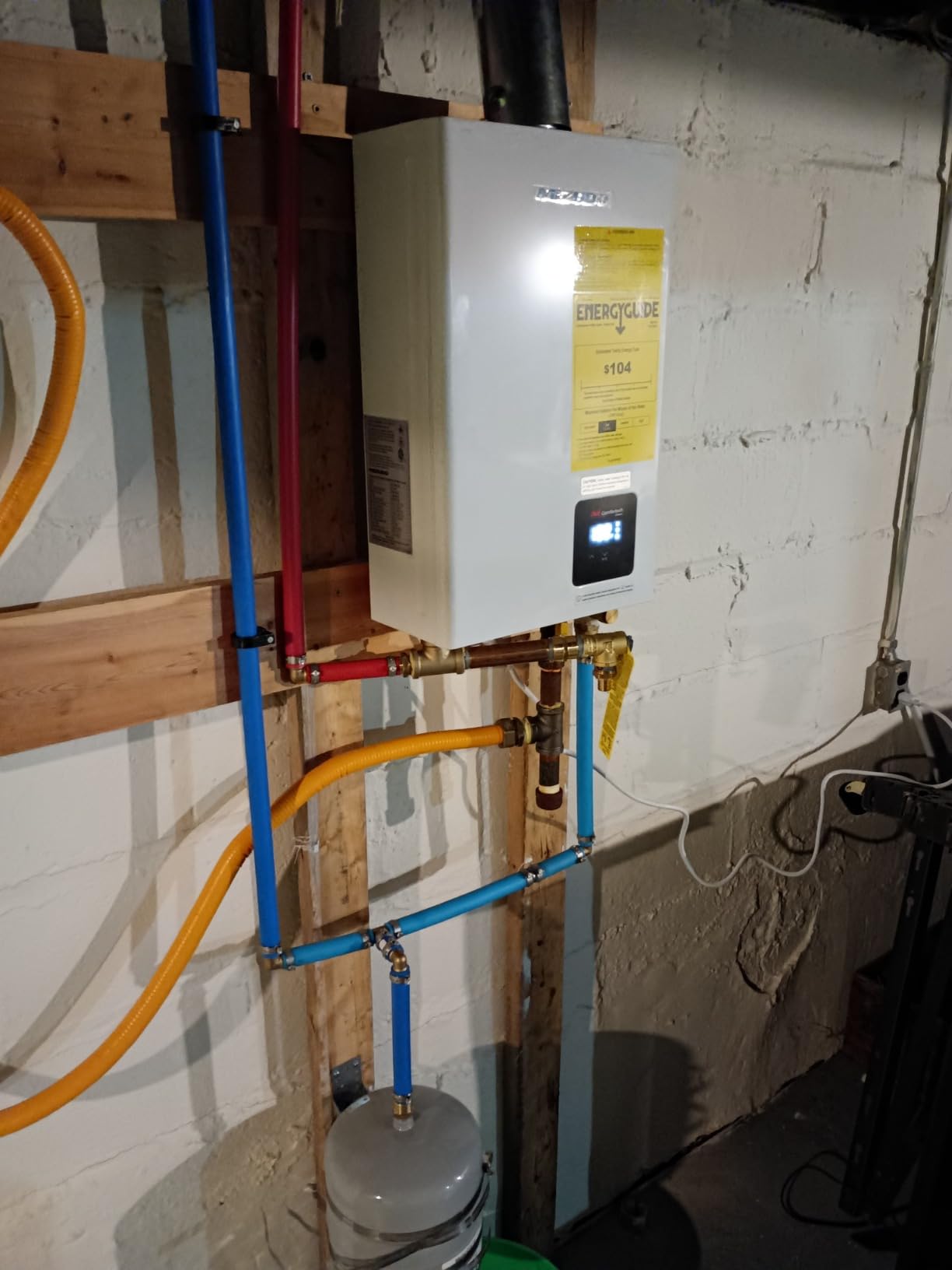 MIZUDO Natural Gas Tankless Water Heater, 199,000 BTU, Indoor customer photo 2