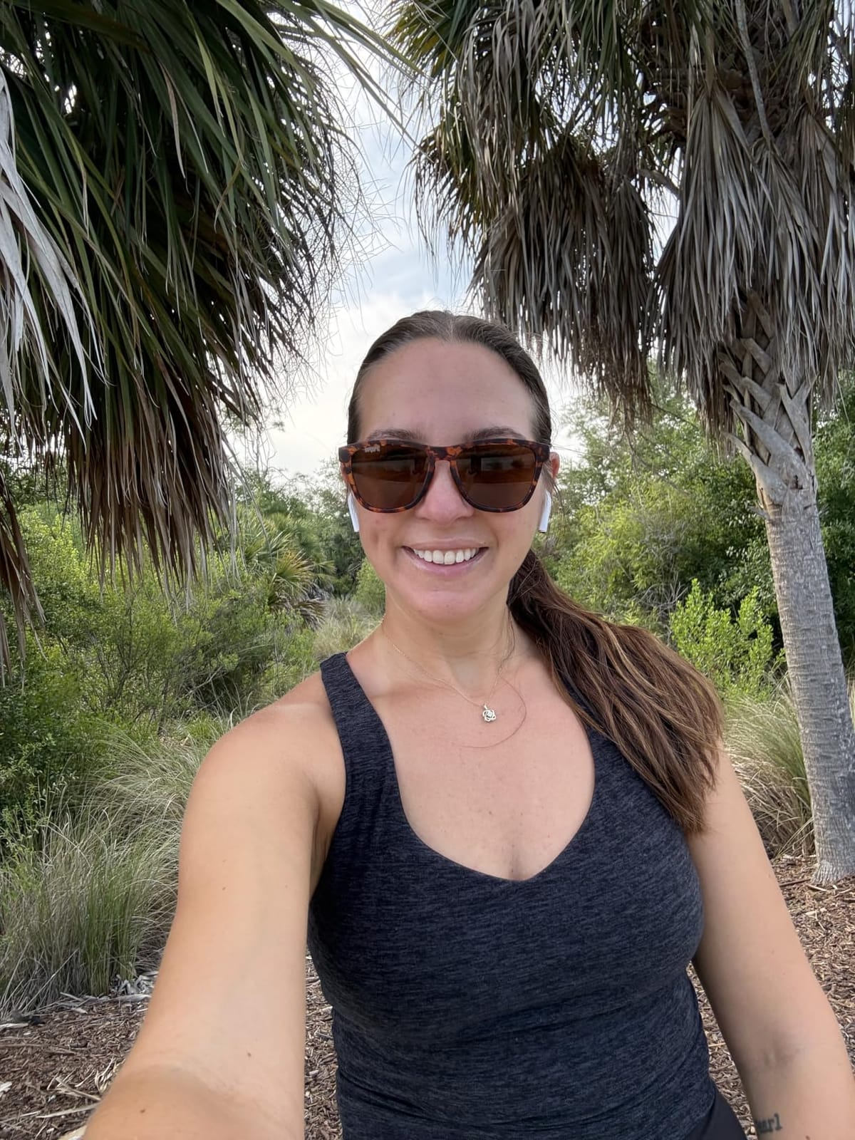 goodr OG Polarized Sunglasses Women & Men customer photo 2