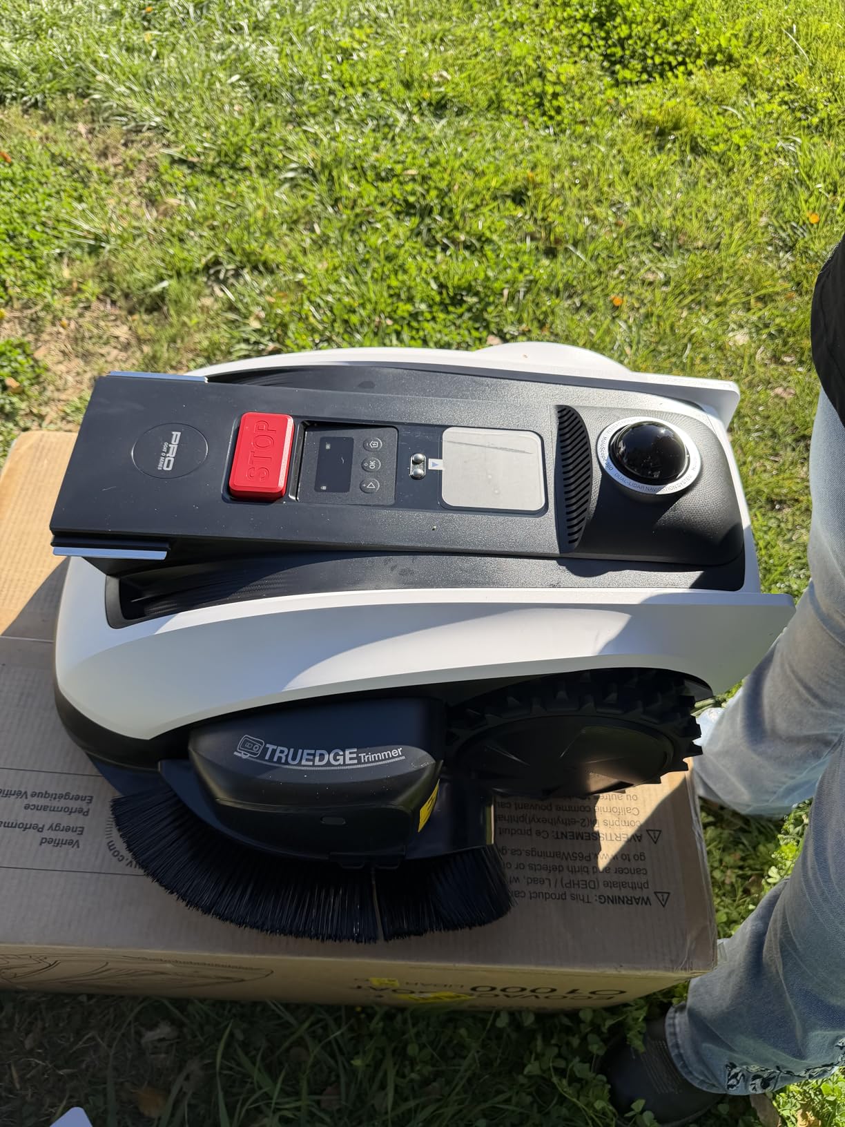 ECOVACS Goat O1000 LiDAR PRO Robot Lawn Mower, Wire-Free Mapping with LiDAR Navigation, AI Obstacle Avoidance, Smart Edge Mowing, App Control, for Lawns Up to 1/4 Acre customer photo 1