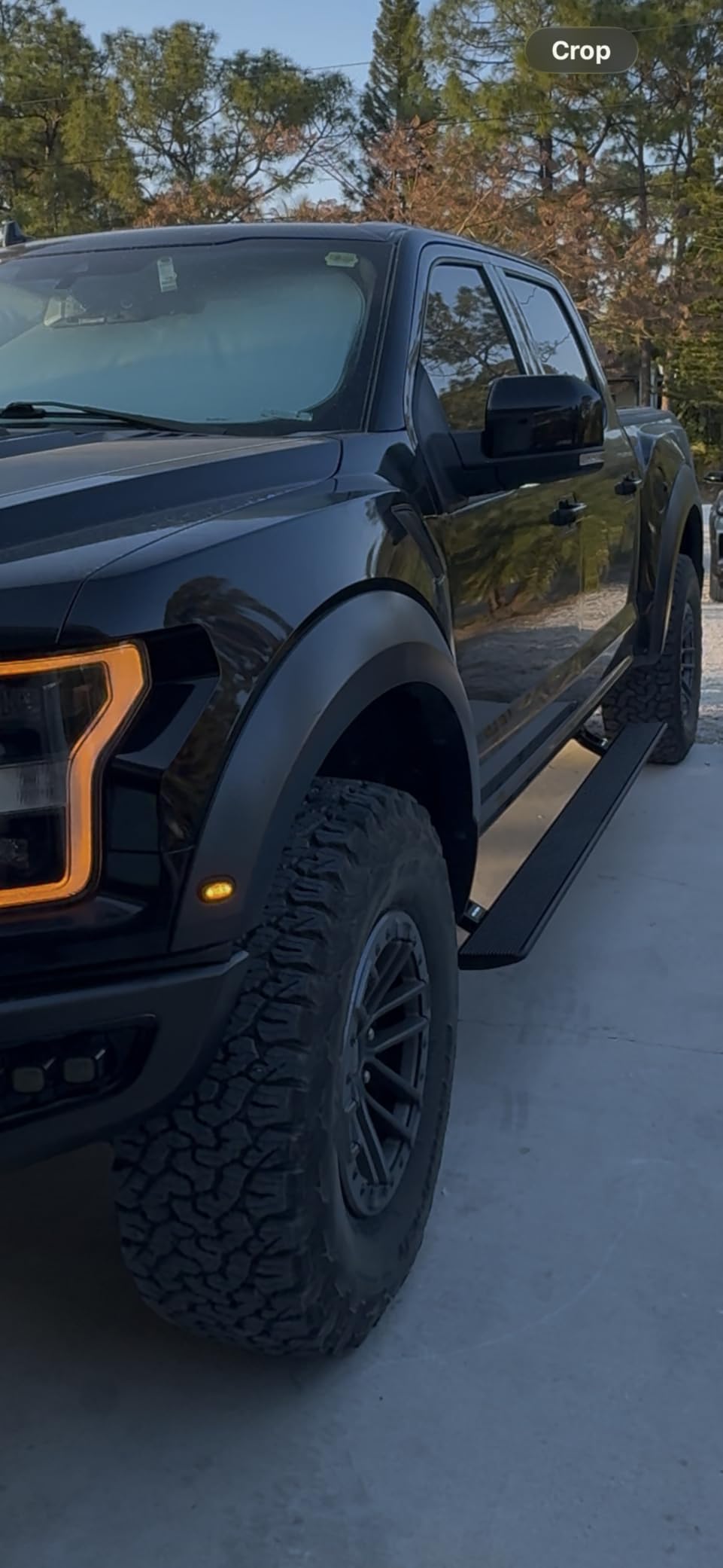 WOLFBOX Power Running Boards Chevy Silverado & GMC Sierra Crew Cab customer photo 2