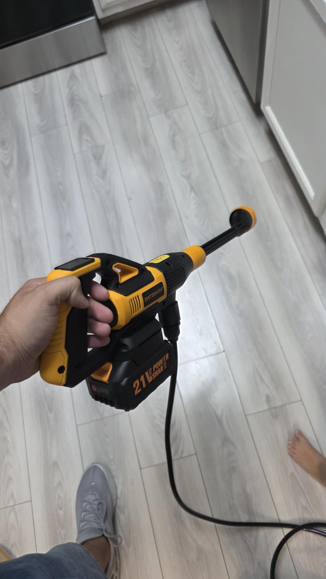 Cordless Pressure Washer Battery Powered, Handheld Cordless Power Washer customer photo 2
