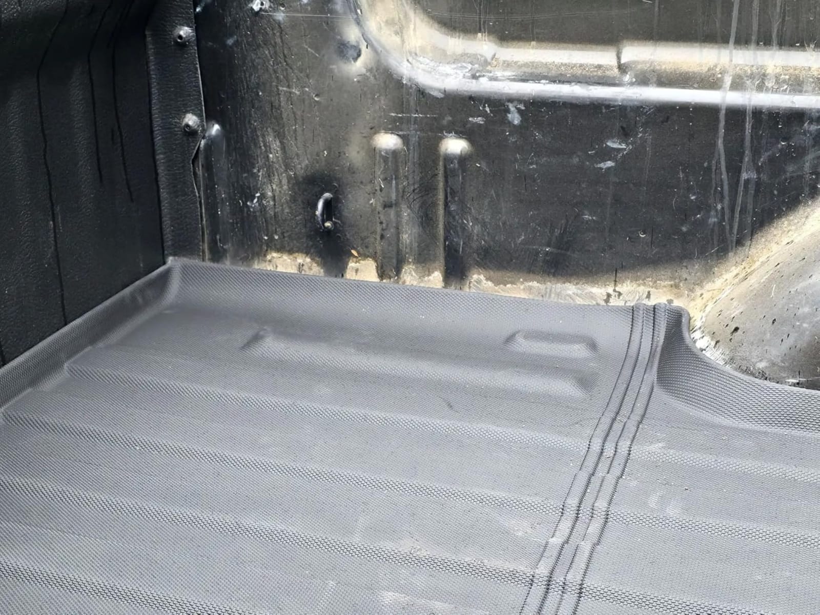 Michelin Truck Bed Mat for 2017-2026 Ford Super Duty F250/F350/F450 8FT customer photo 2