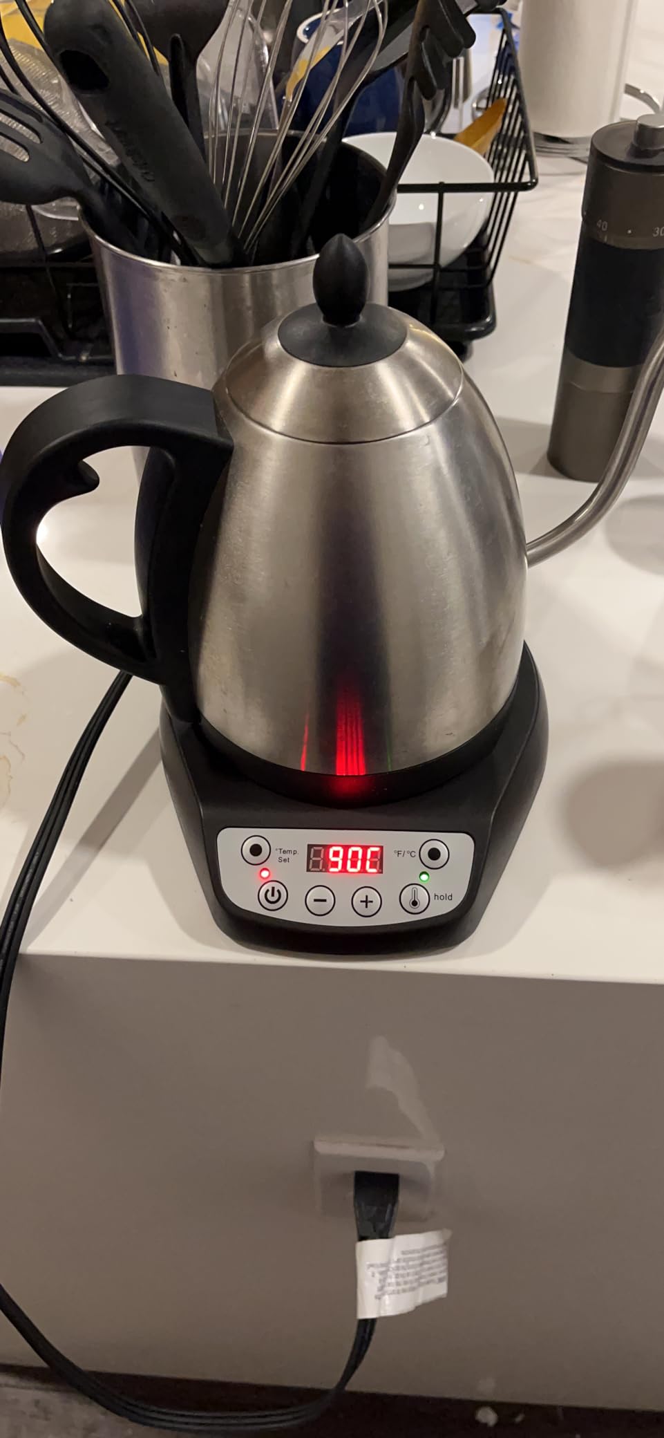 Bonavita 1L Digital Variable Temperature Gooseneck Electric Kettle for Coffee Brew and Tea Precise Pour Control, 6 Preset Temps, Café or Home Use, 1200 Watt, LED Panel, Stainless Steel customer photo 2