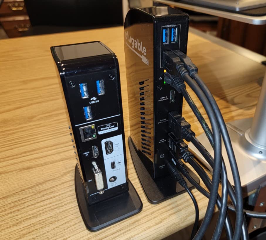 Plugable USB-C Triple Monitor Docking Station, 13-in-1, 100W Charging customer photo 1