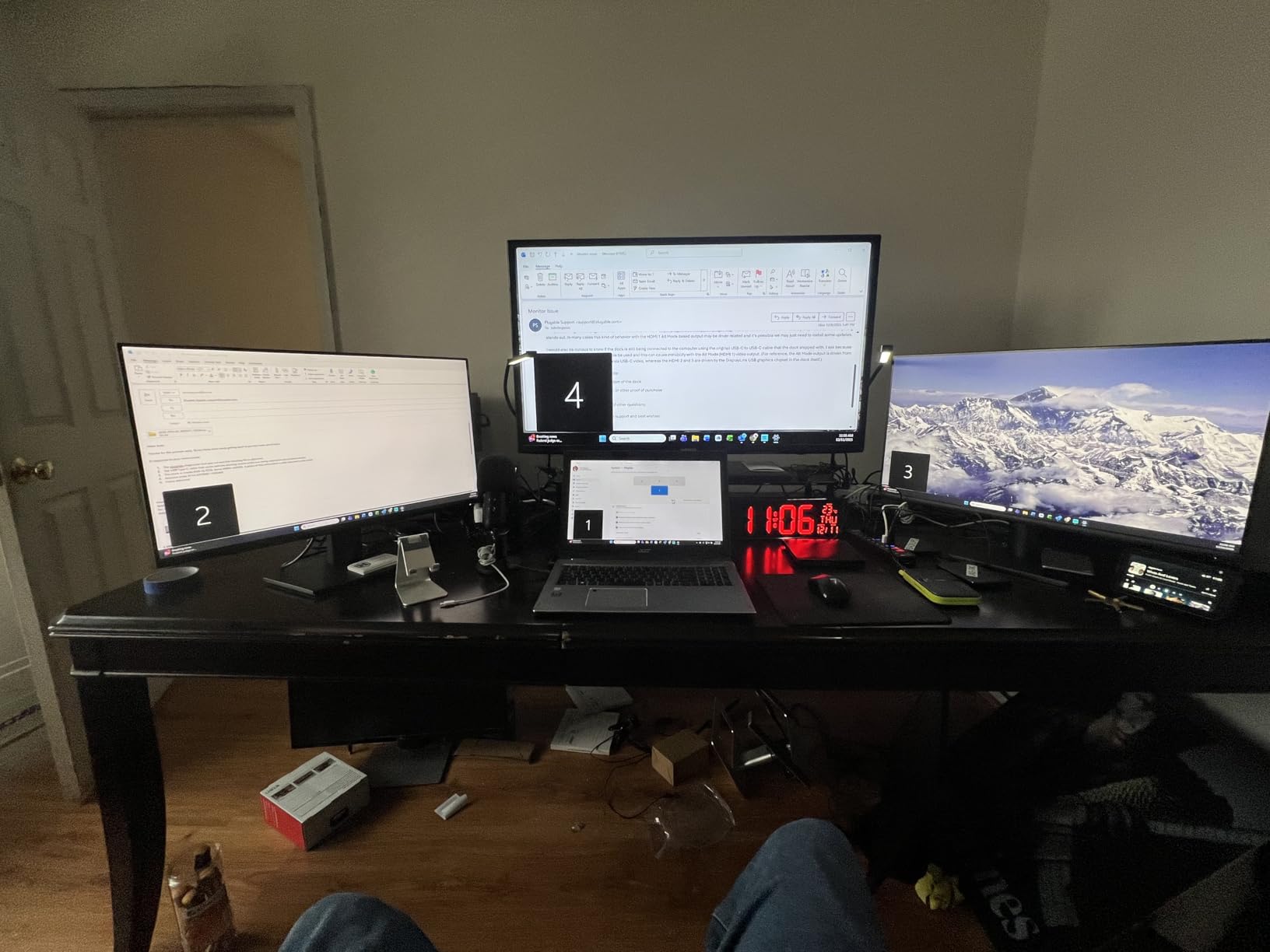 Plugable USB-C Triple Monitor Docking Station, 13-in-1, 100W Charging customer photo 2
