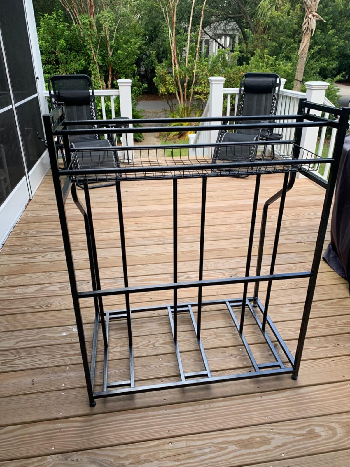 Mythinglogic 3-Bike Garage Storage Rack with Ball Basket and Hooks customer photo 1