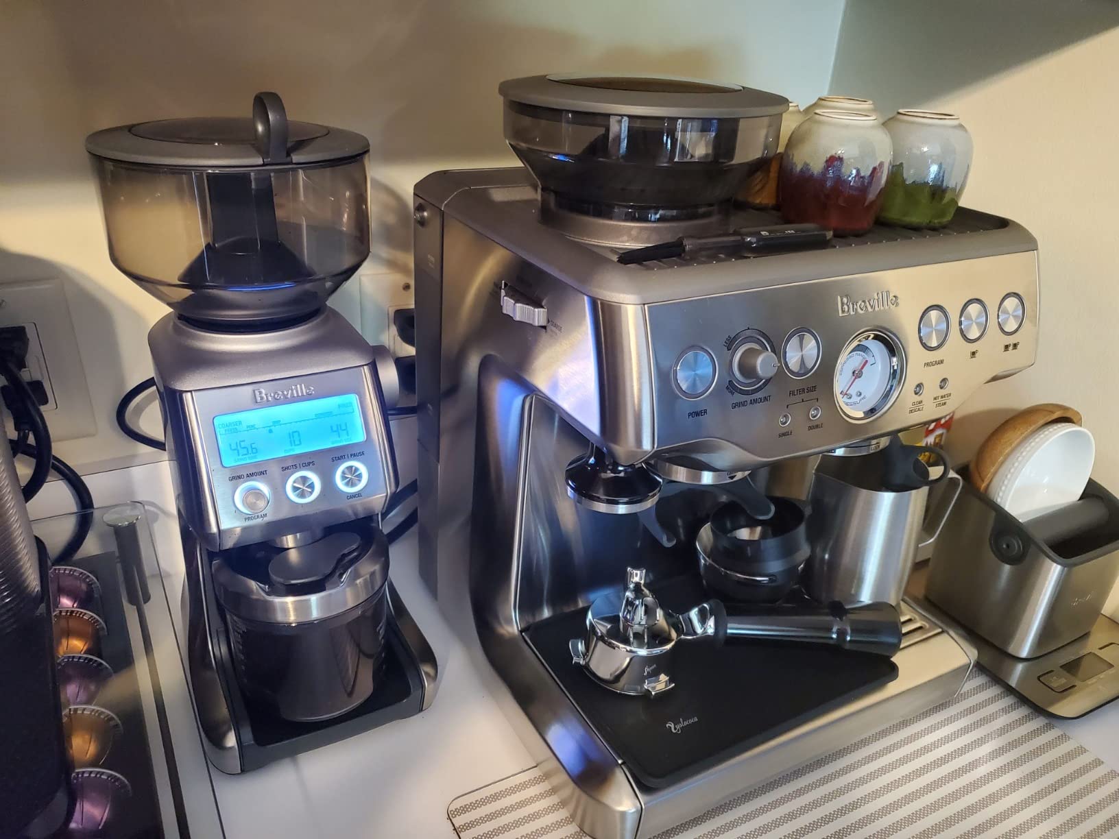 Breville BCG820BTR Smart Grinder Pro, Black Truffle customer photo 1