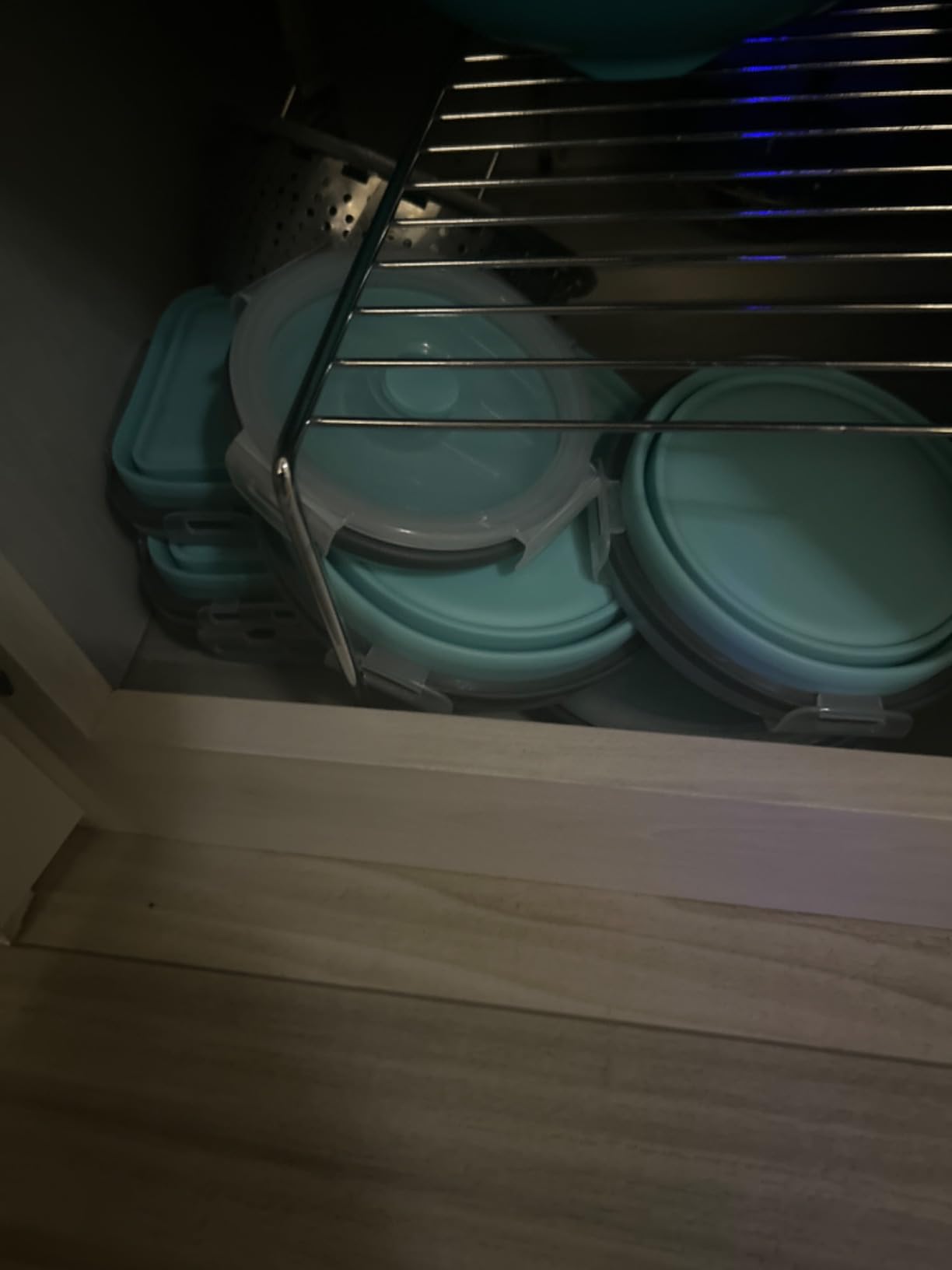 Sudaya 8 Pack Collapsible Food Storage Containers With Lids, Collapsible Storage Containers Sets Silicone Collapsible Bowls For Camping, RV Accessories, Travel Trailer Must customer photo 2