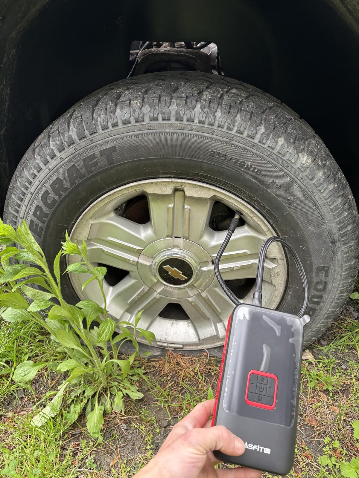 LASFIT TK1 Tire Inflator Portable Air Compressor, Cordless Tire Air Pump for Pickup Truck, SUVs, Heavy-Duty Car Air Pump with Larger 12000mAh Battery, 150PSI Digital Pressure Gauge, Smart Auto Stop customer photo 1