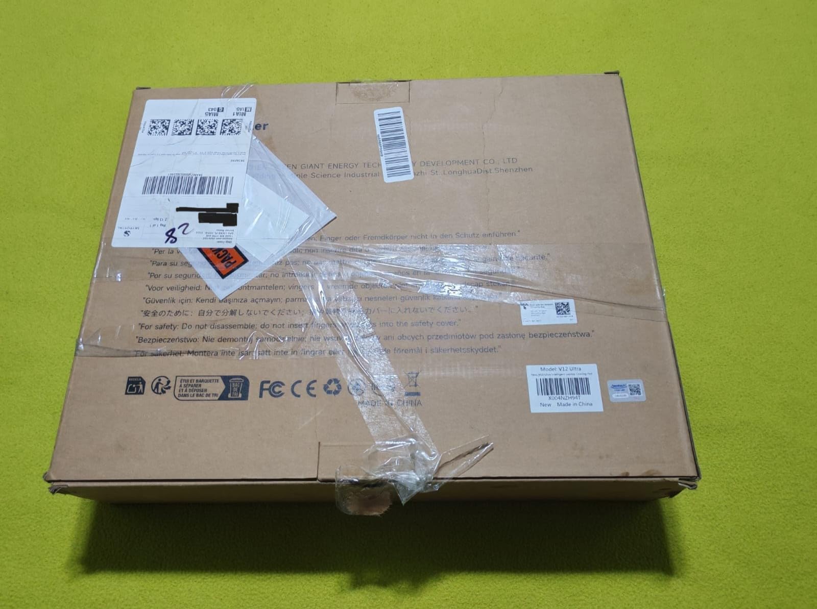 llano V12 Ultra Laptop Cooling Pad with Smart Software Control Laptop Fan customer photo 1